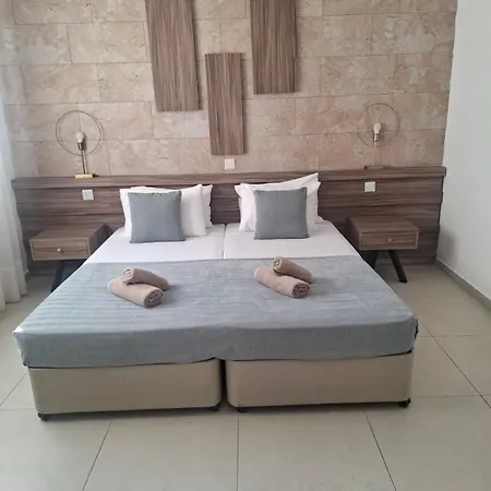 Electra Village Hotell 4*