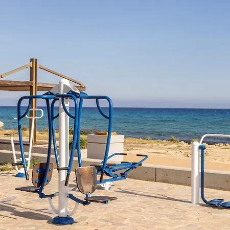 Hotel Electra Village 4*